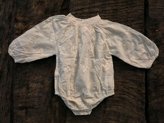 Body Bordado con Diseño Floral – Eloísa